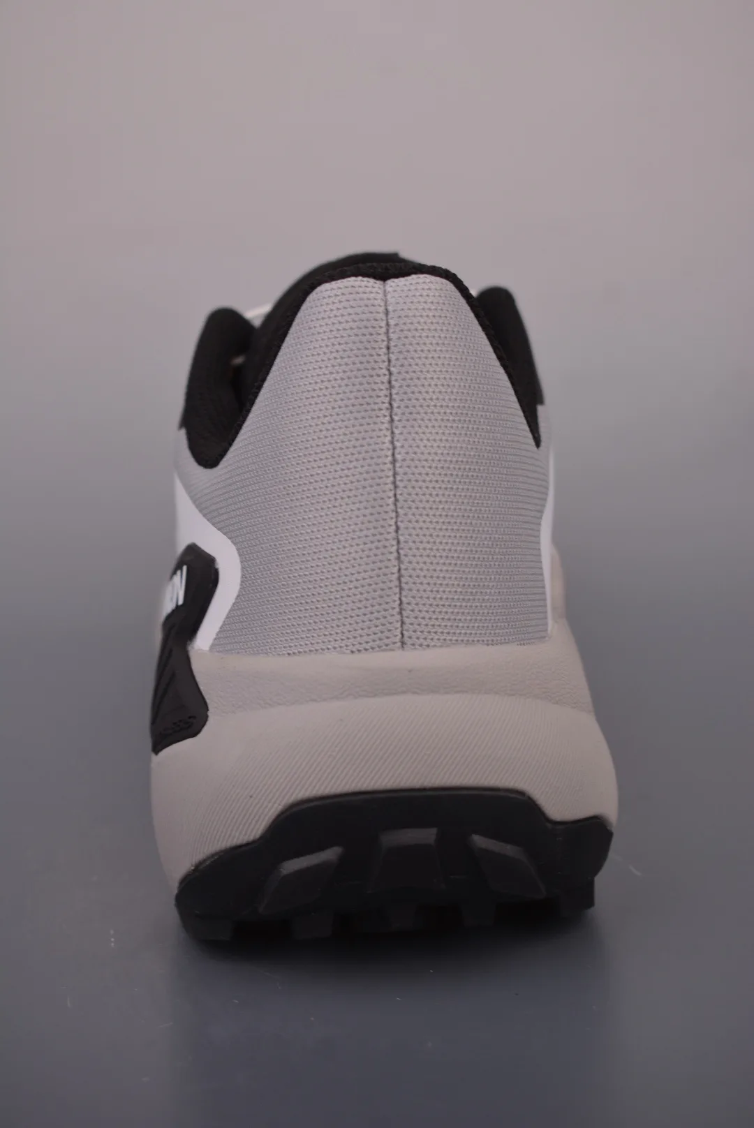 Кроссовки Женские Salomon 17962186