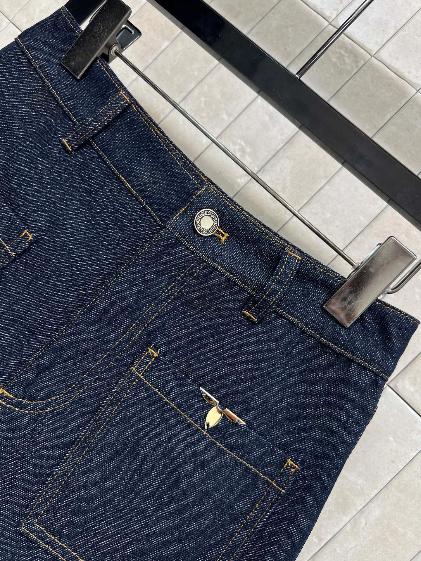 Шорты Женские Louis Vuitton 11612377