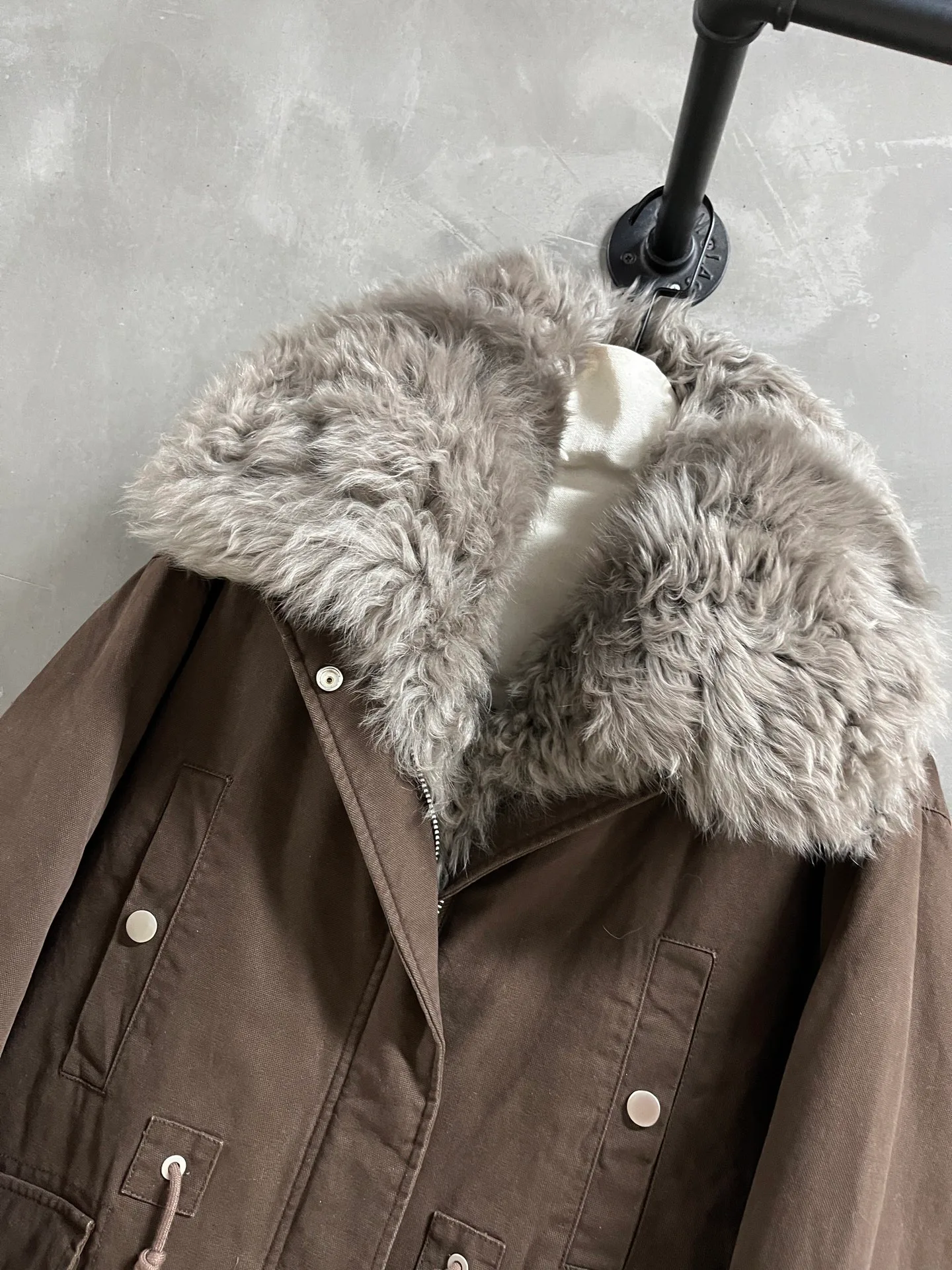 Куртки И Пуховики Женские Saint Laurent 662207