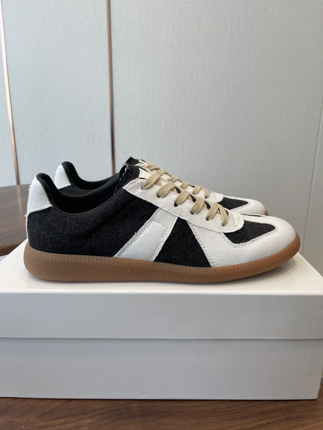 Кроссовки Женские Maison Margiela 11802050