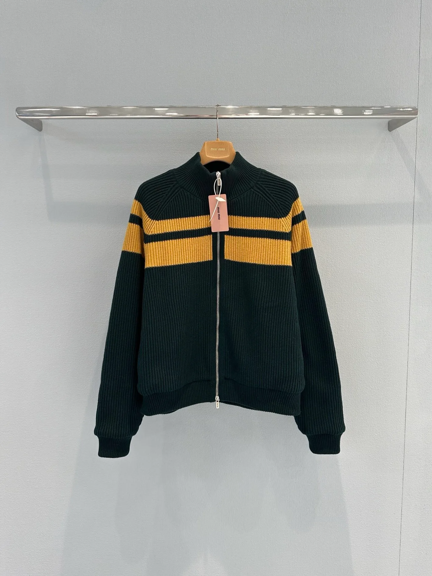 Куртки И Пуховики Женские Miu Miu 18963220