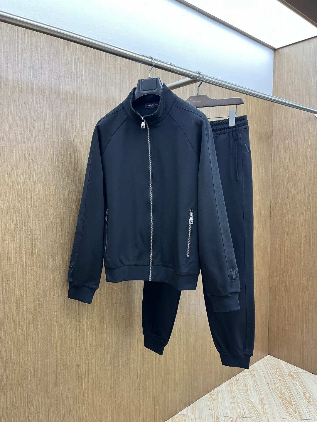 Костюмы Мужские Louis Vuitton 10007363