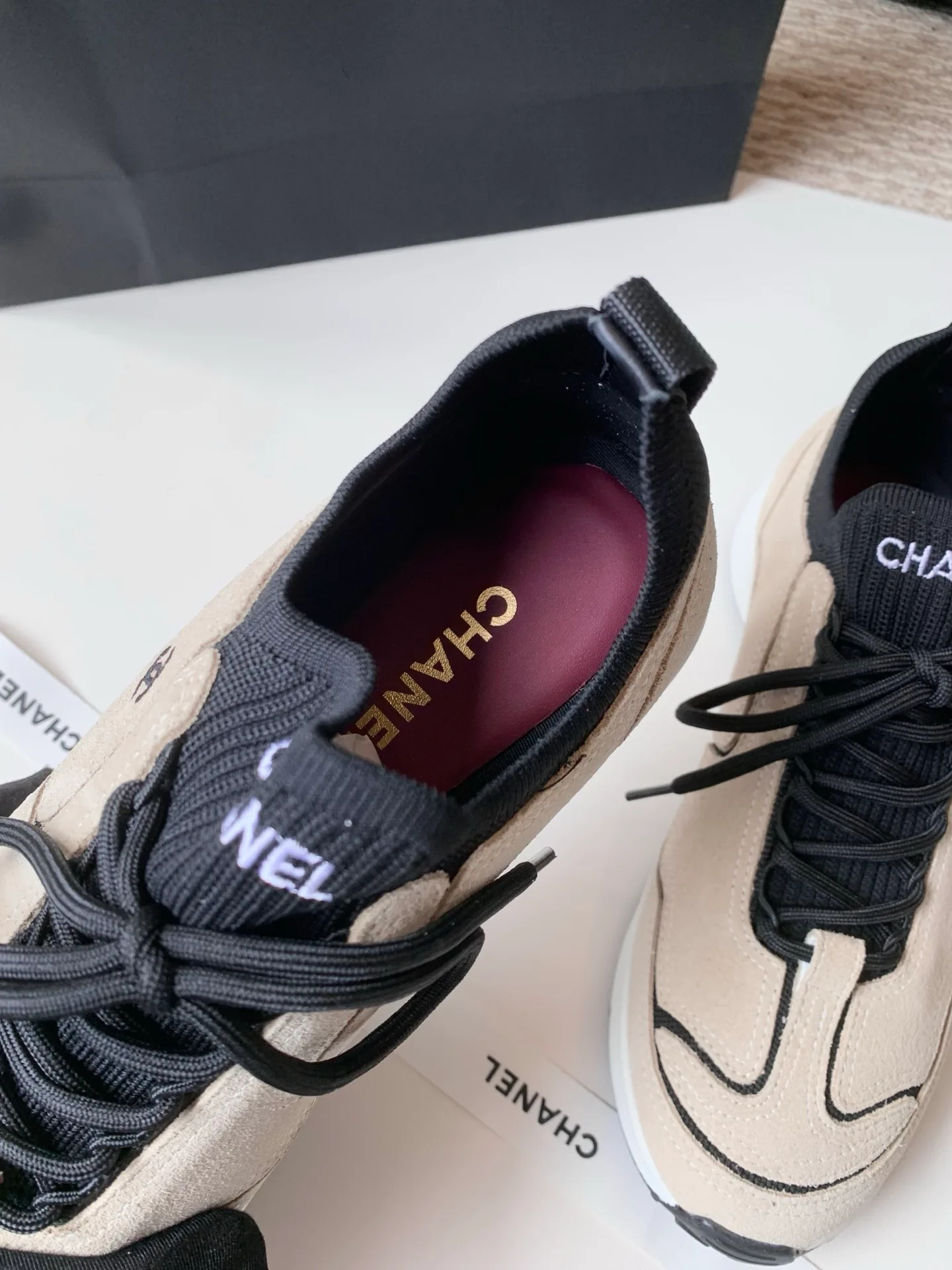 Кроссовки Женские Chanel 17990425