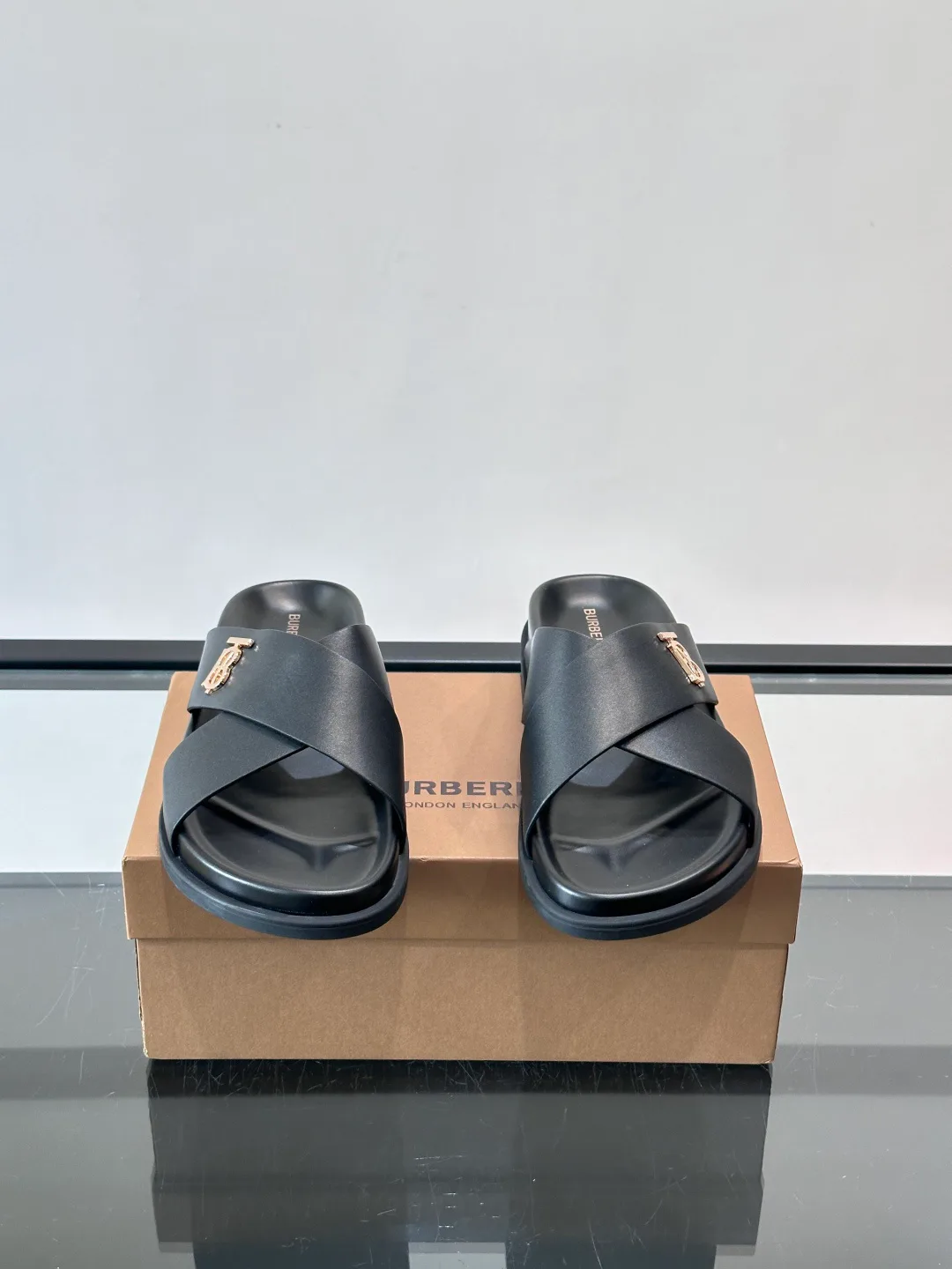 Сандалии Мужские Burberry 13546902