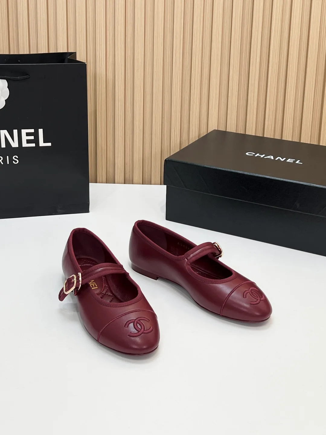Туфли Женские Chanel 19271192