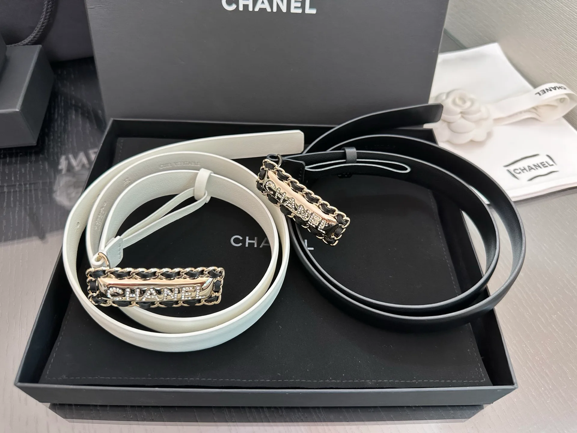 Ремни Chanel 10120000