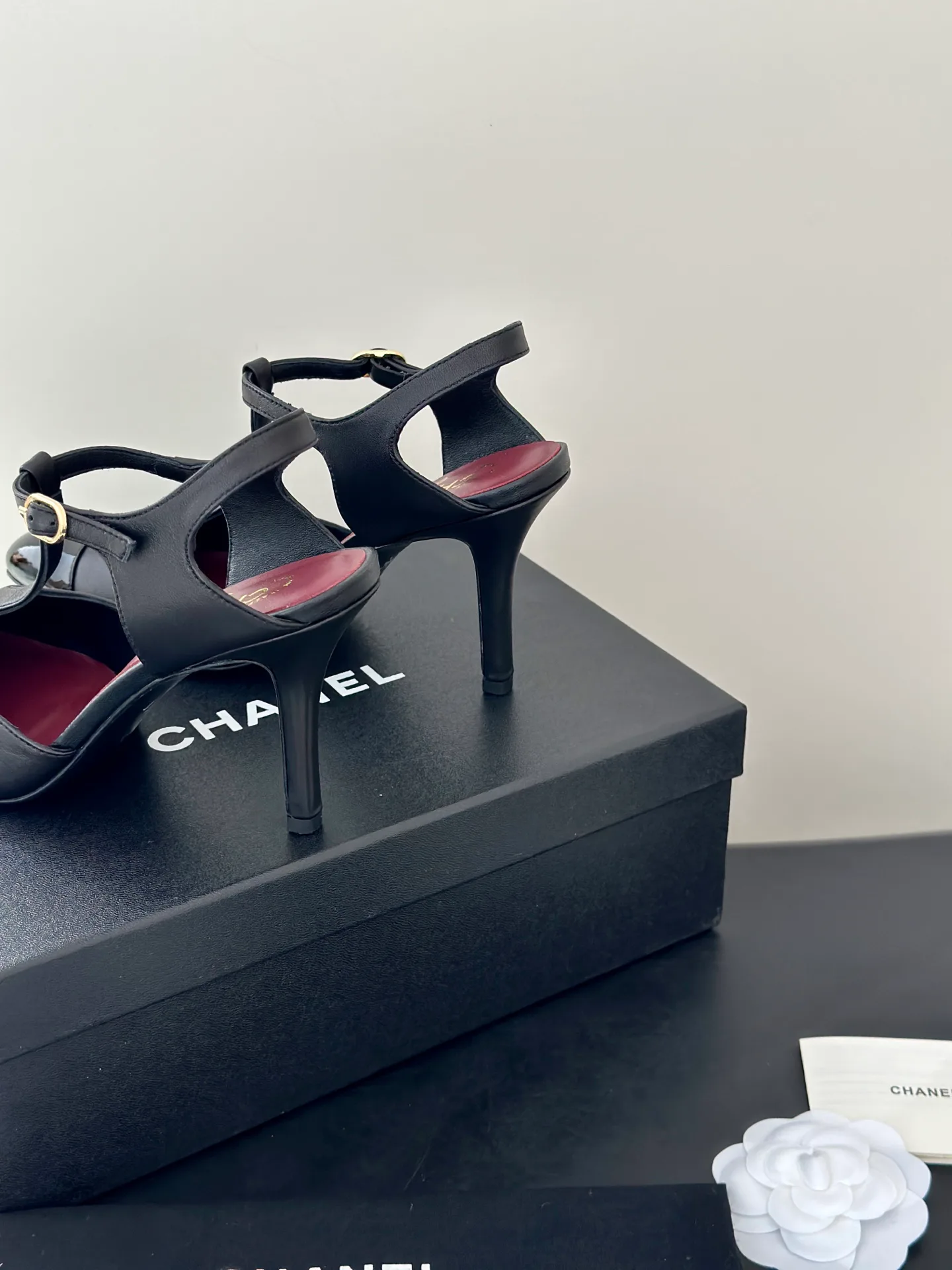 Босоножки Женские Chanel 17978686