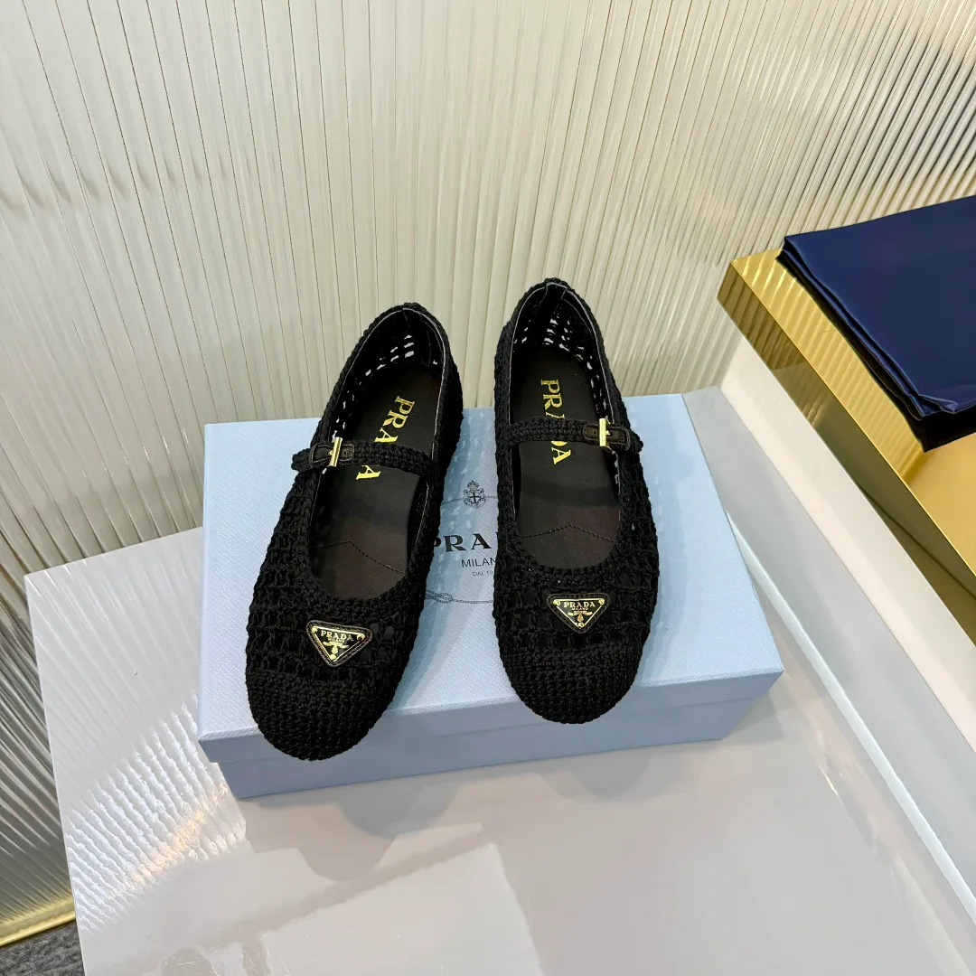 Балетки Женские Prada 11386410