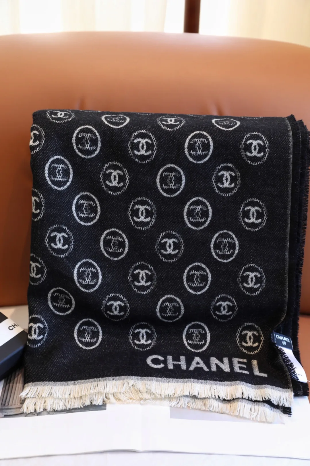 Шарфы Chanel 17869086