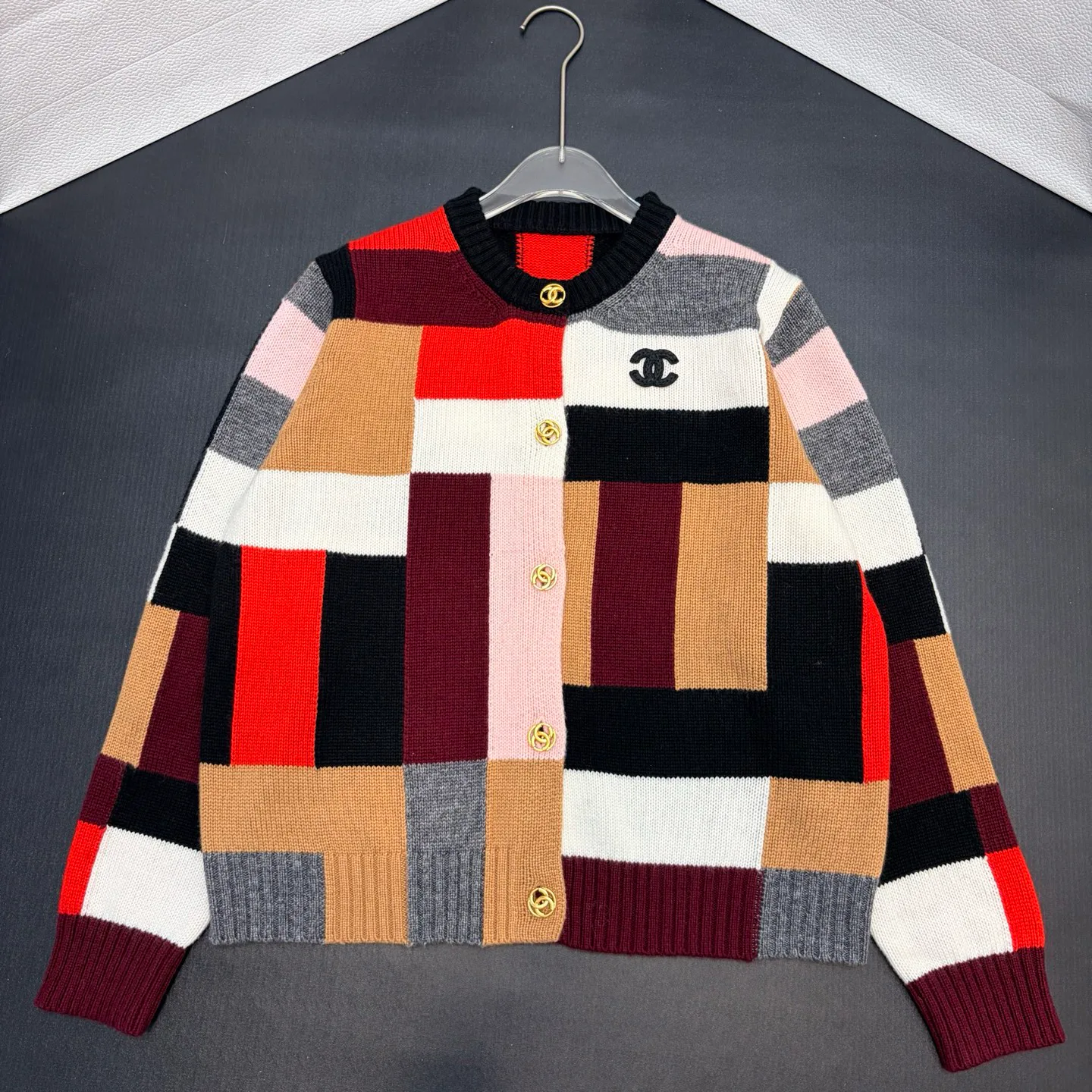 Джемперы И Свитеры Женские Chanel 18138496