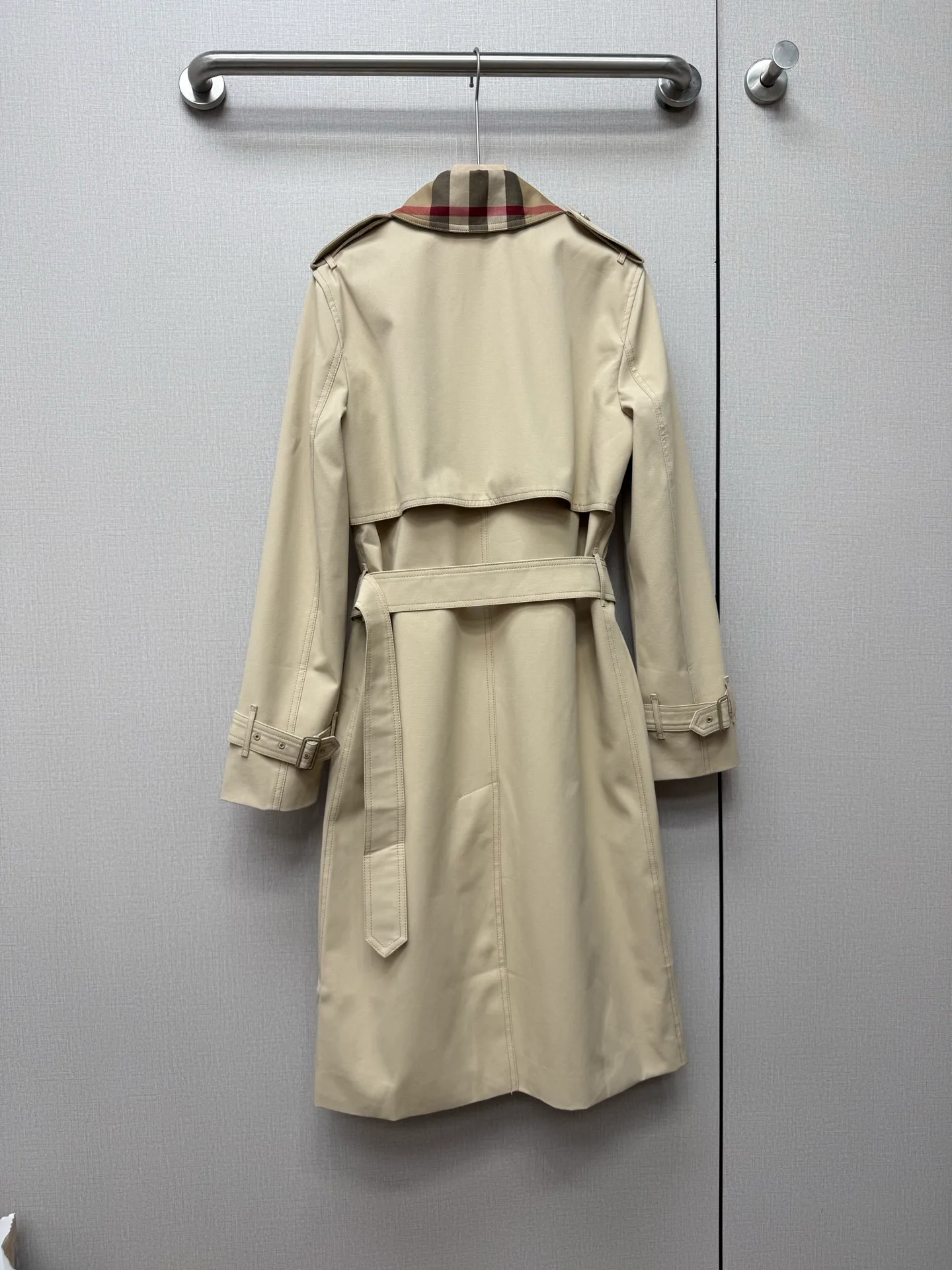Тренчи Женские Burberry 19100480