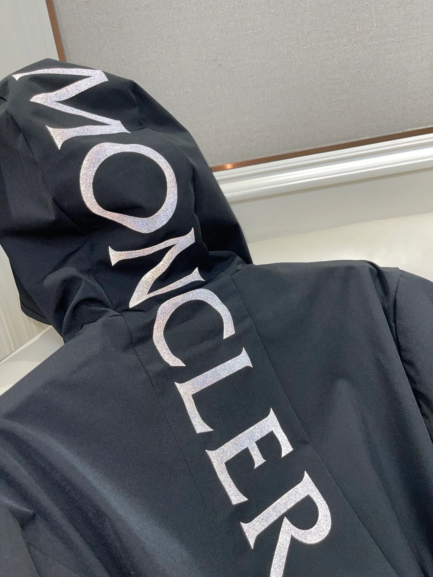 Куртки И Пуховики Мужские Moncler 12730040