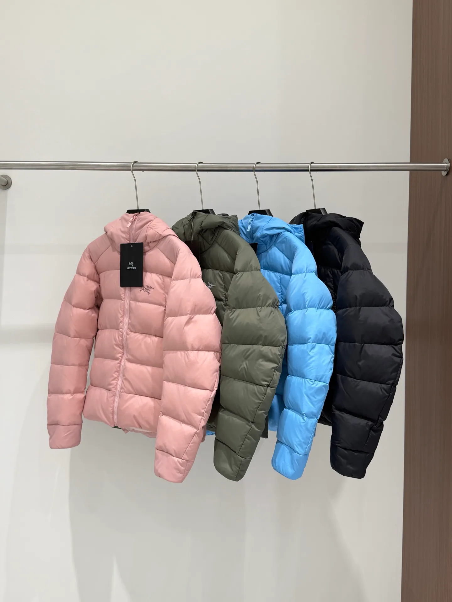 Куртки И Пуховики Женские Arcteryx 18728971