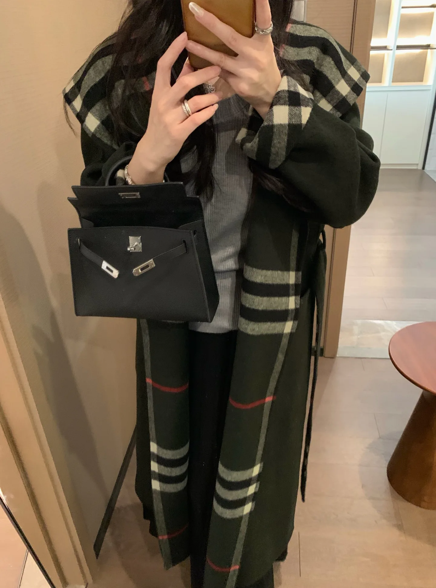 Пальто Женские Burberry 18334434