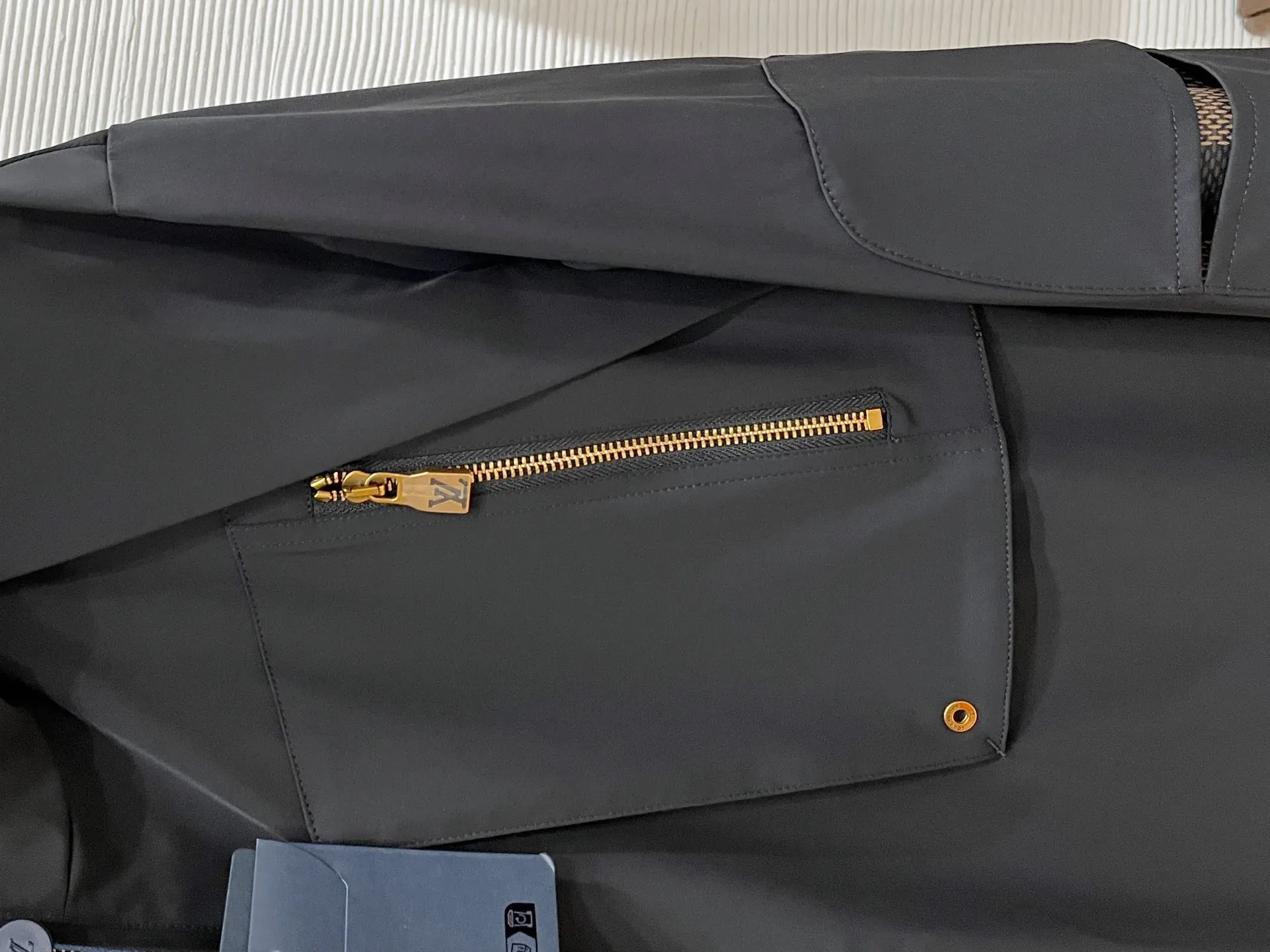 Куртки И Пуховики Женские Louis Vuitton 867105