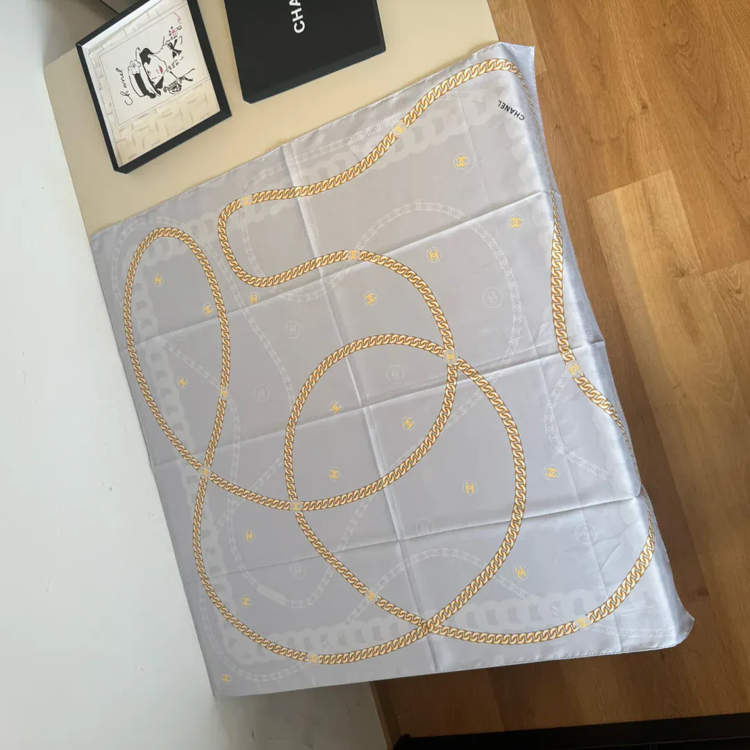Платки Chanel 1780959