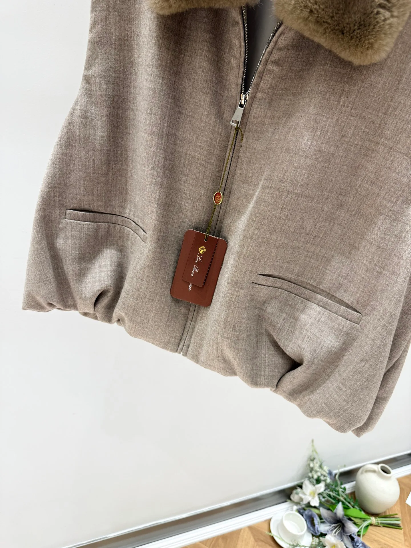 Жилеты Женские Loro Piana 18592926
