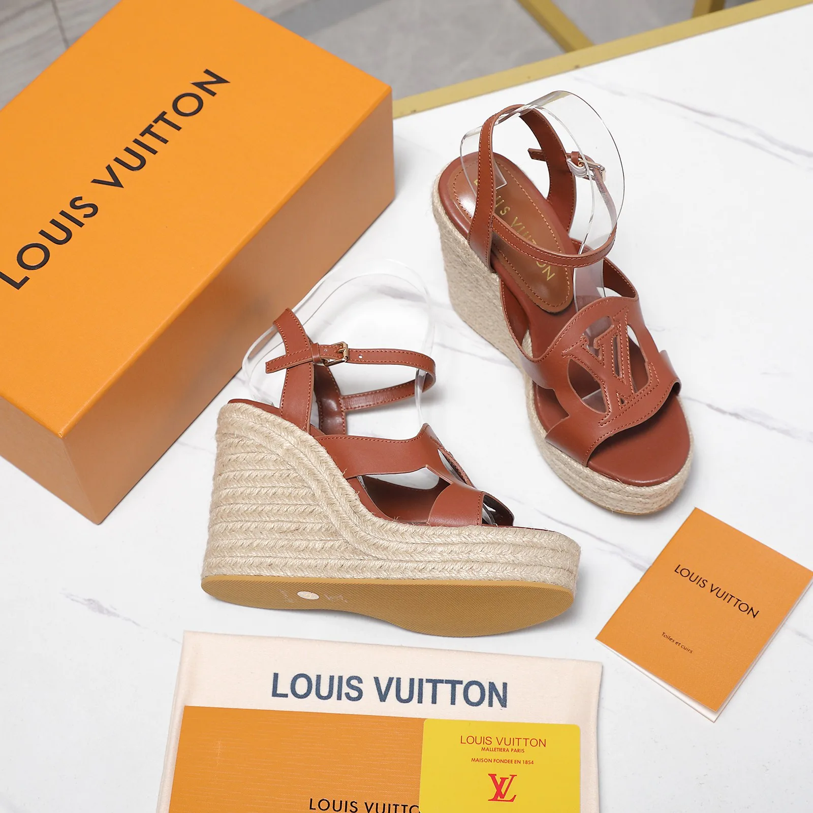 Босоножки Женские Louis Vuitton 1738980