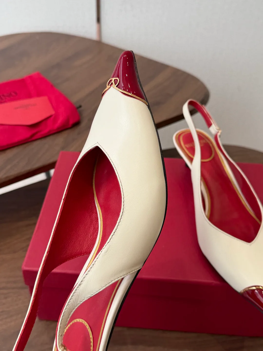 Босоножки Женские Valentino 17364704
