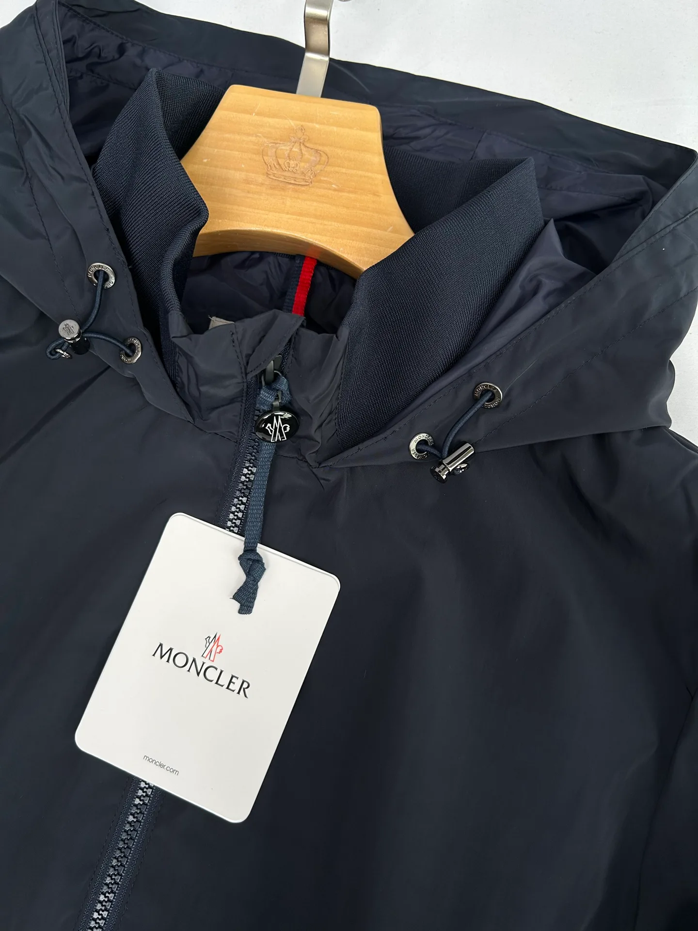 Куртки И Пуховики Мужские Moncler 13137534