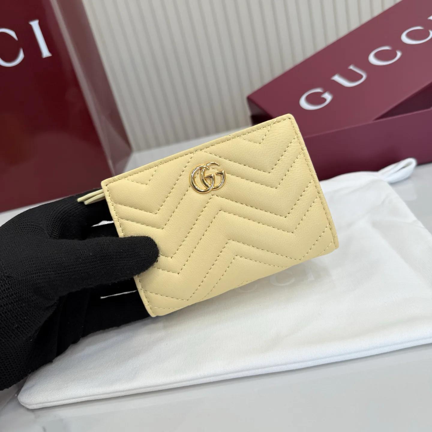 Клатчи Женские Gucci 17948236