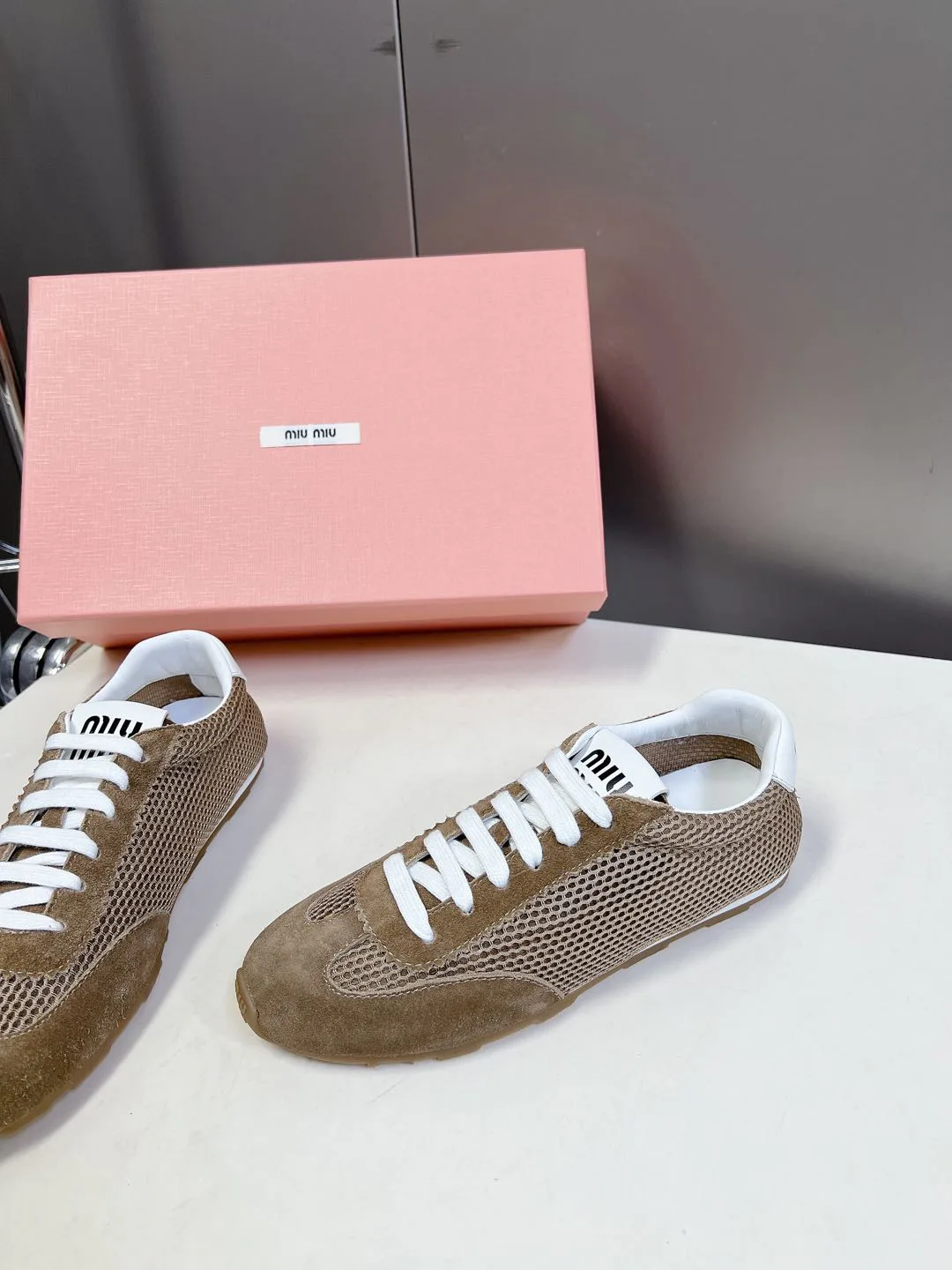 Кроссовки Женские Miu Miu 139529