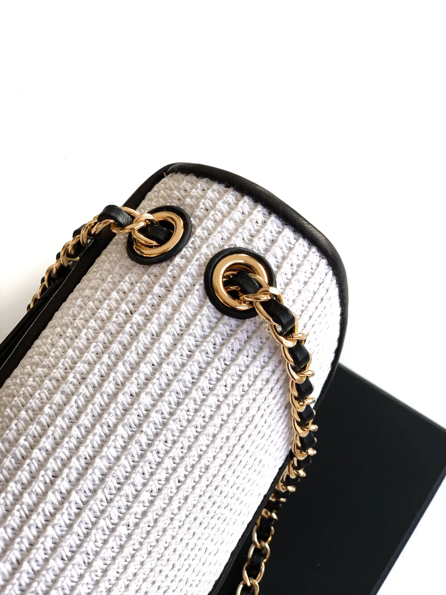 Классические Сумки Женские Chanel 12779123