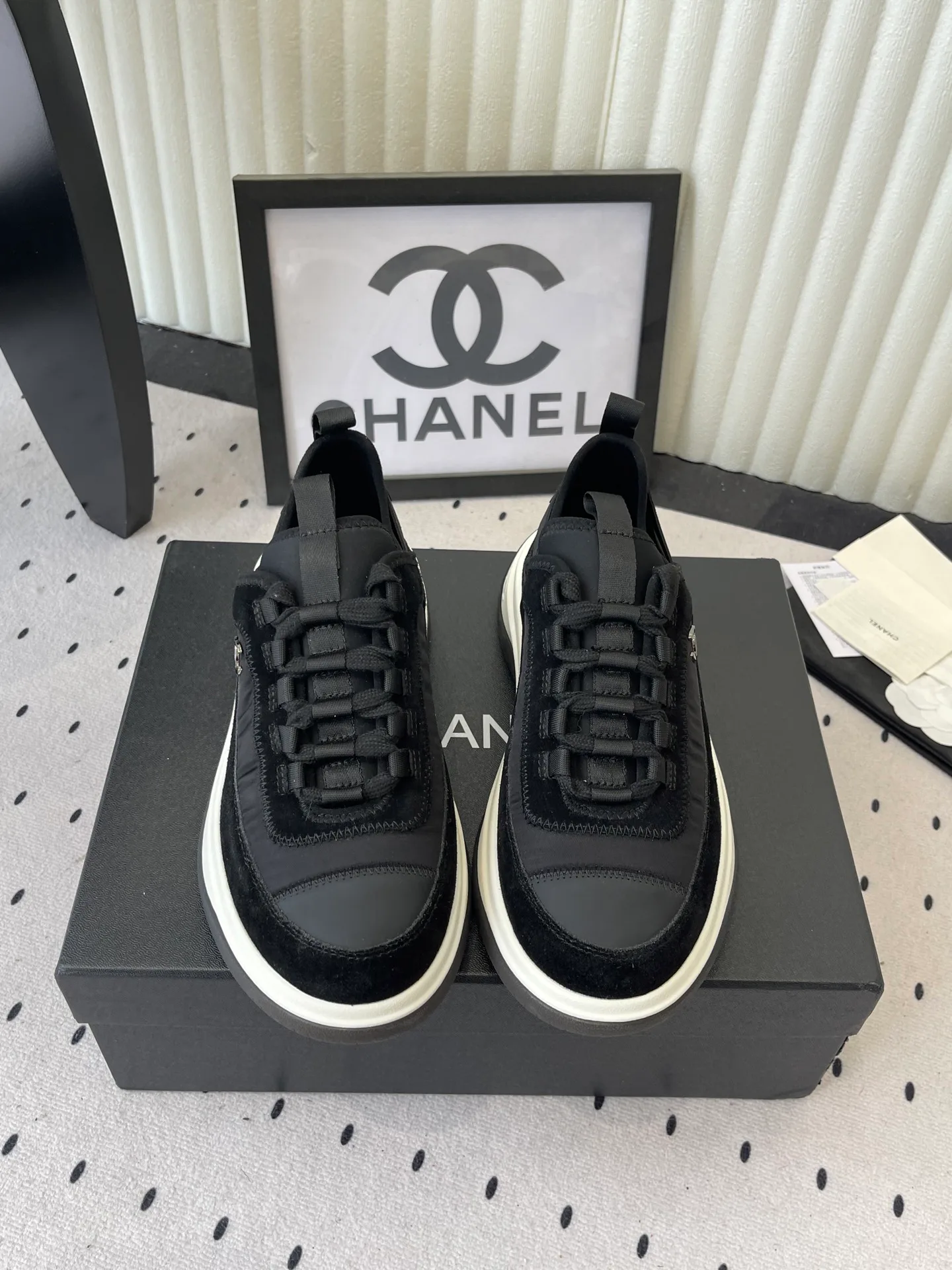 Кроссовки Женские Chanel 11790992