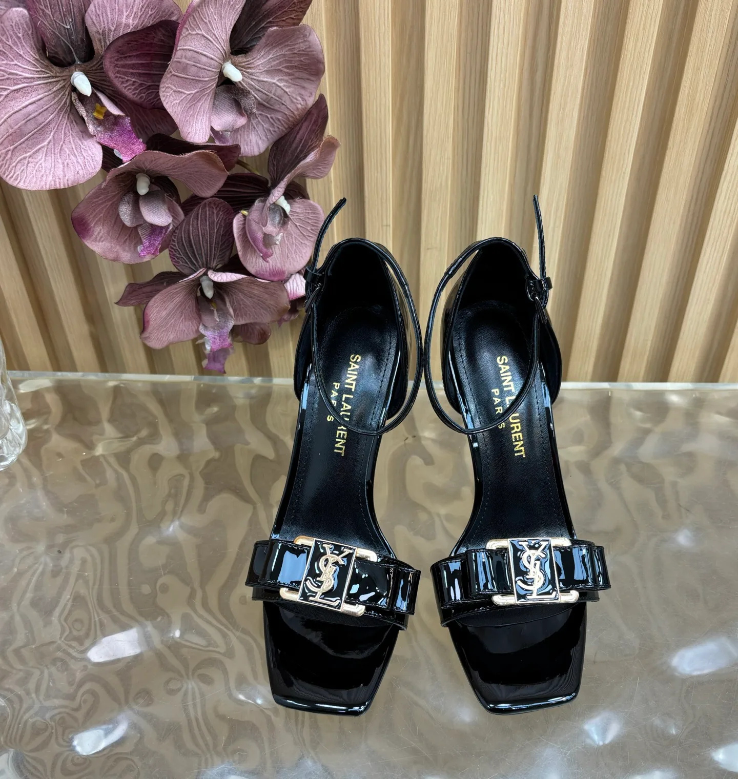 Босоножки Женские Saint Laurent 11490747