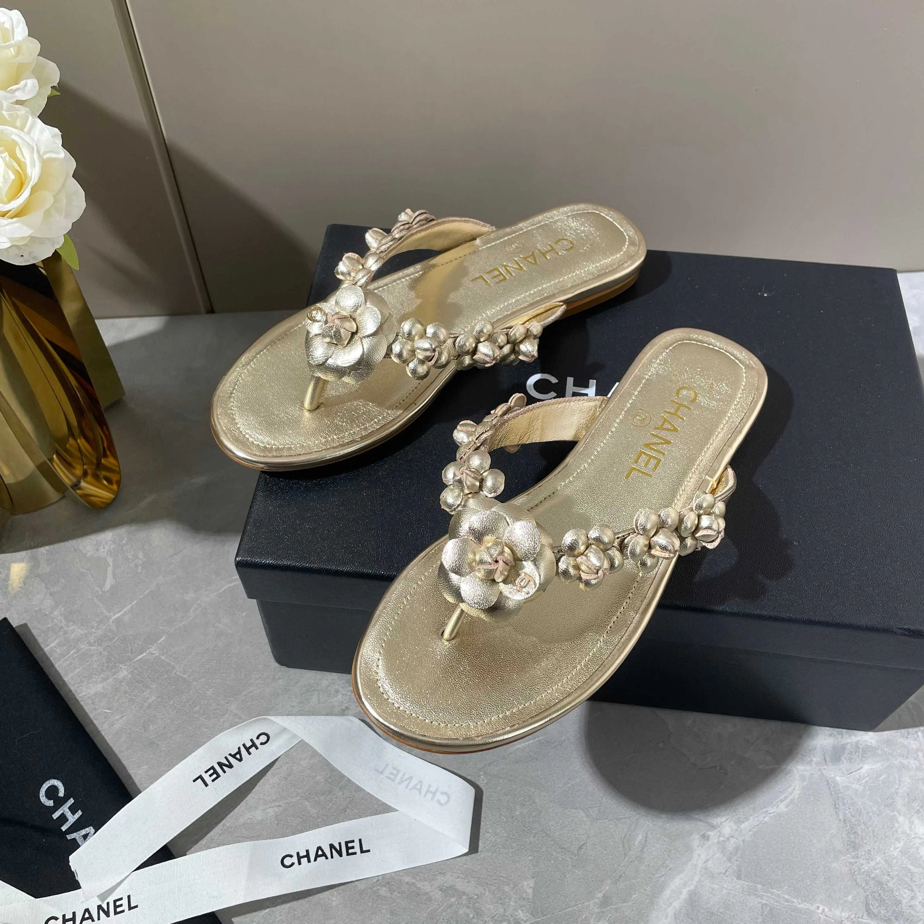 Шлепанцы Женские Chanel 17947069