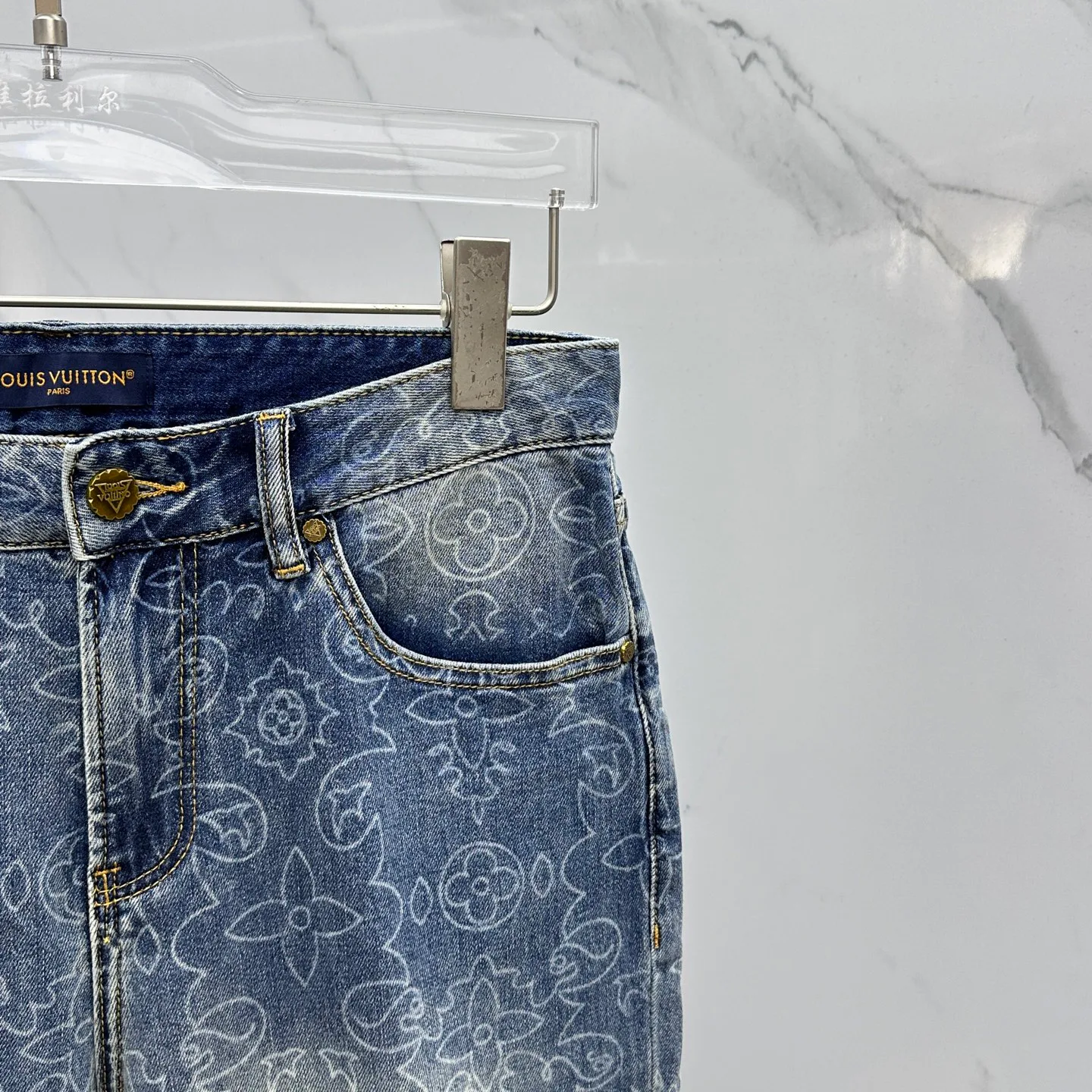 Джинсы Женские Louis Vuitton 668940