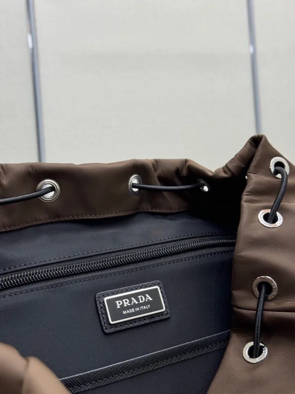 Рюкзаки Женские Prada 18362289
