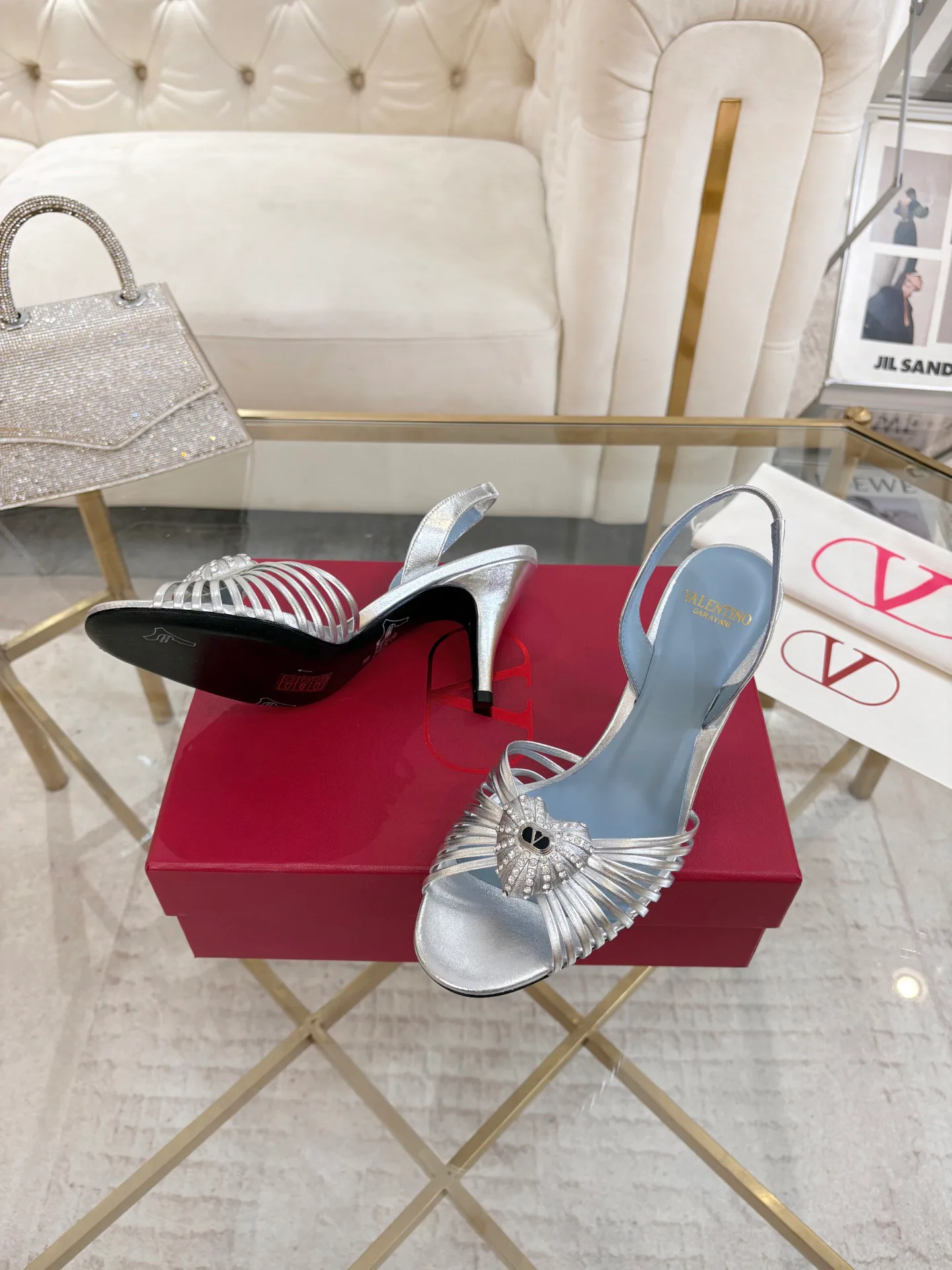 Босоножки Женские Valentino 18135278