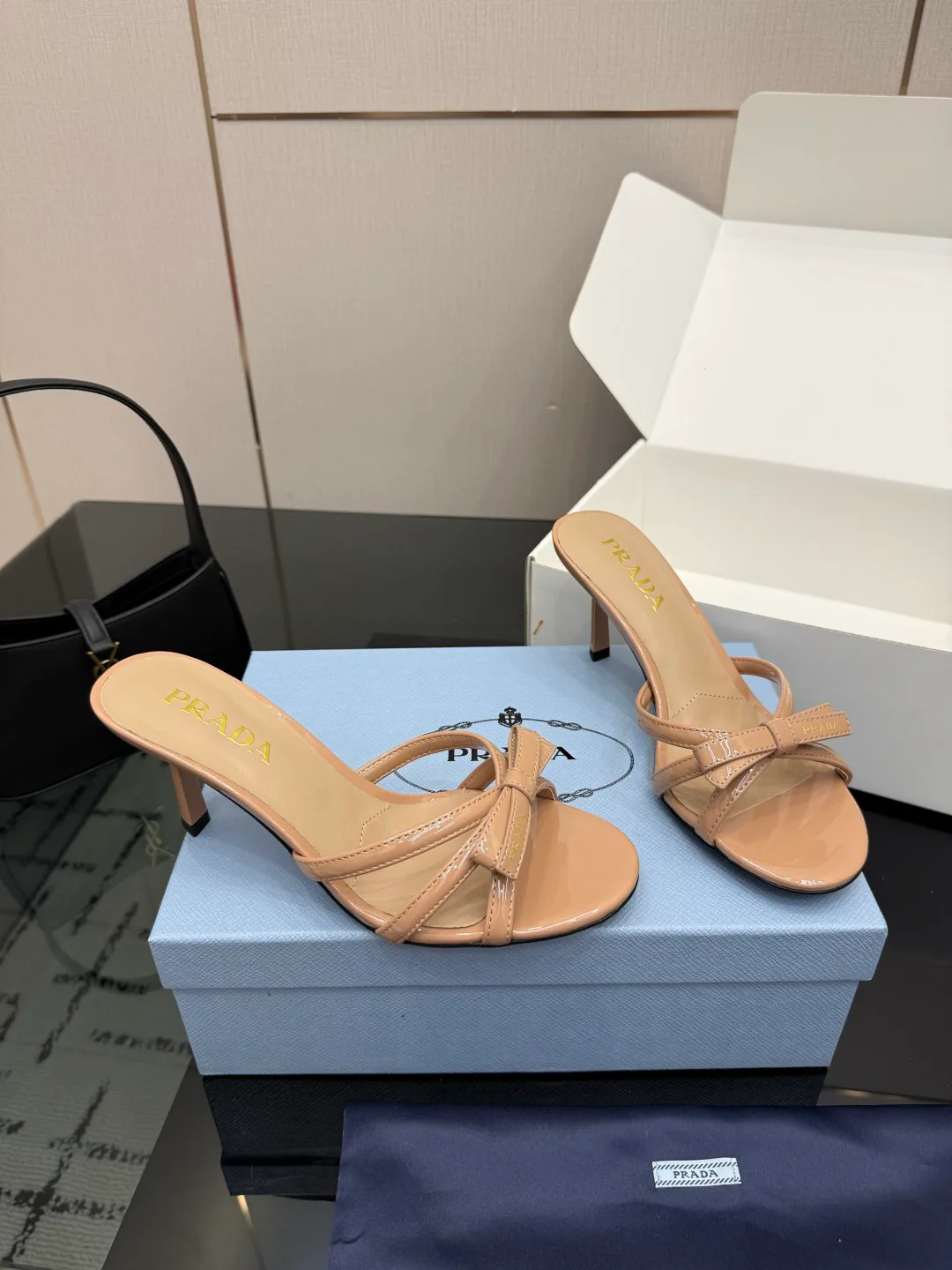 Босоножки Женские Prada 16960880
