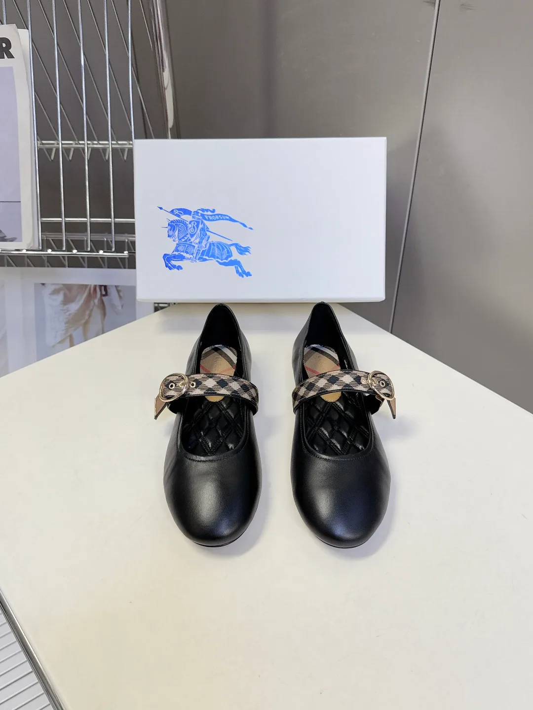 Туфли Женские Burberry 16891954
