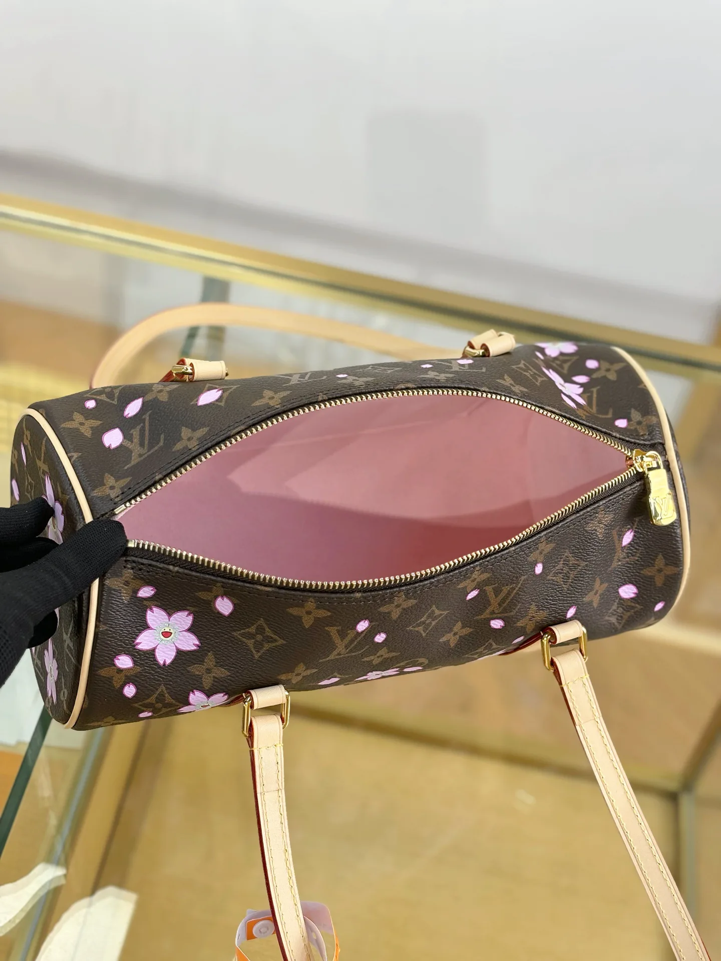 Классические Сумки Женские Louis Vuitton 17979877