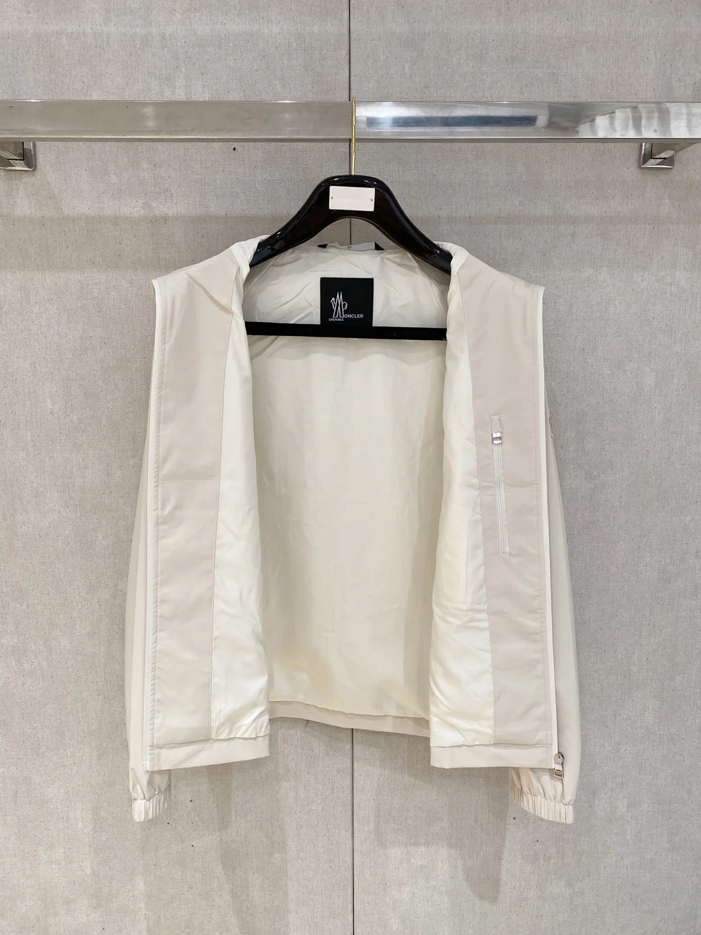 Куртки И Пуховики Мужские Moncler 988818