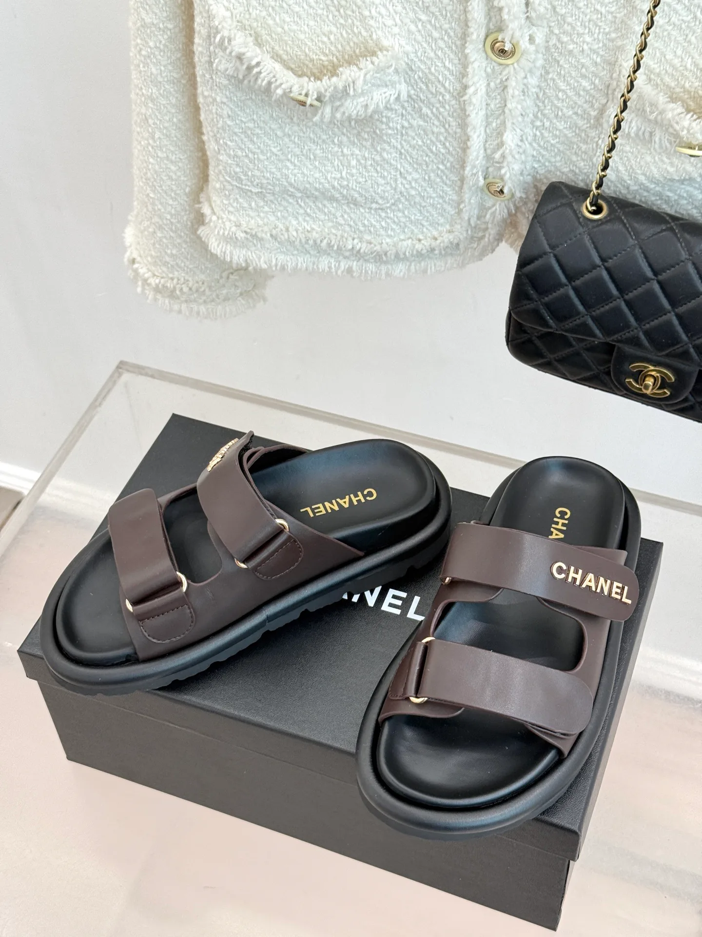 Шлепанцы Женские Chanel 11646698