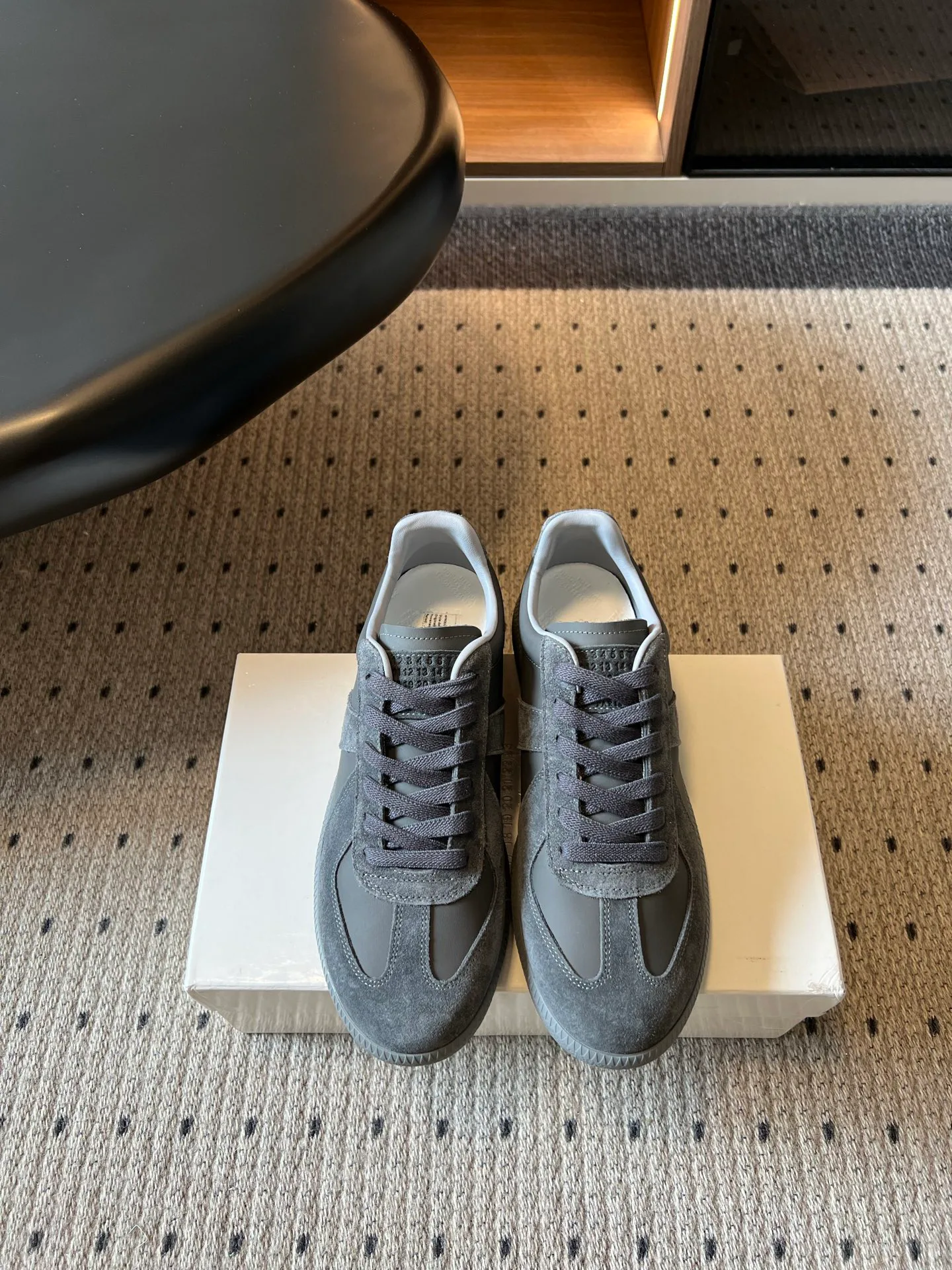 Кроссовки Женские Maison Margiela 17568920