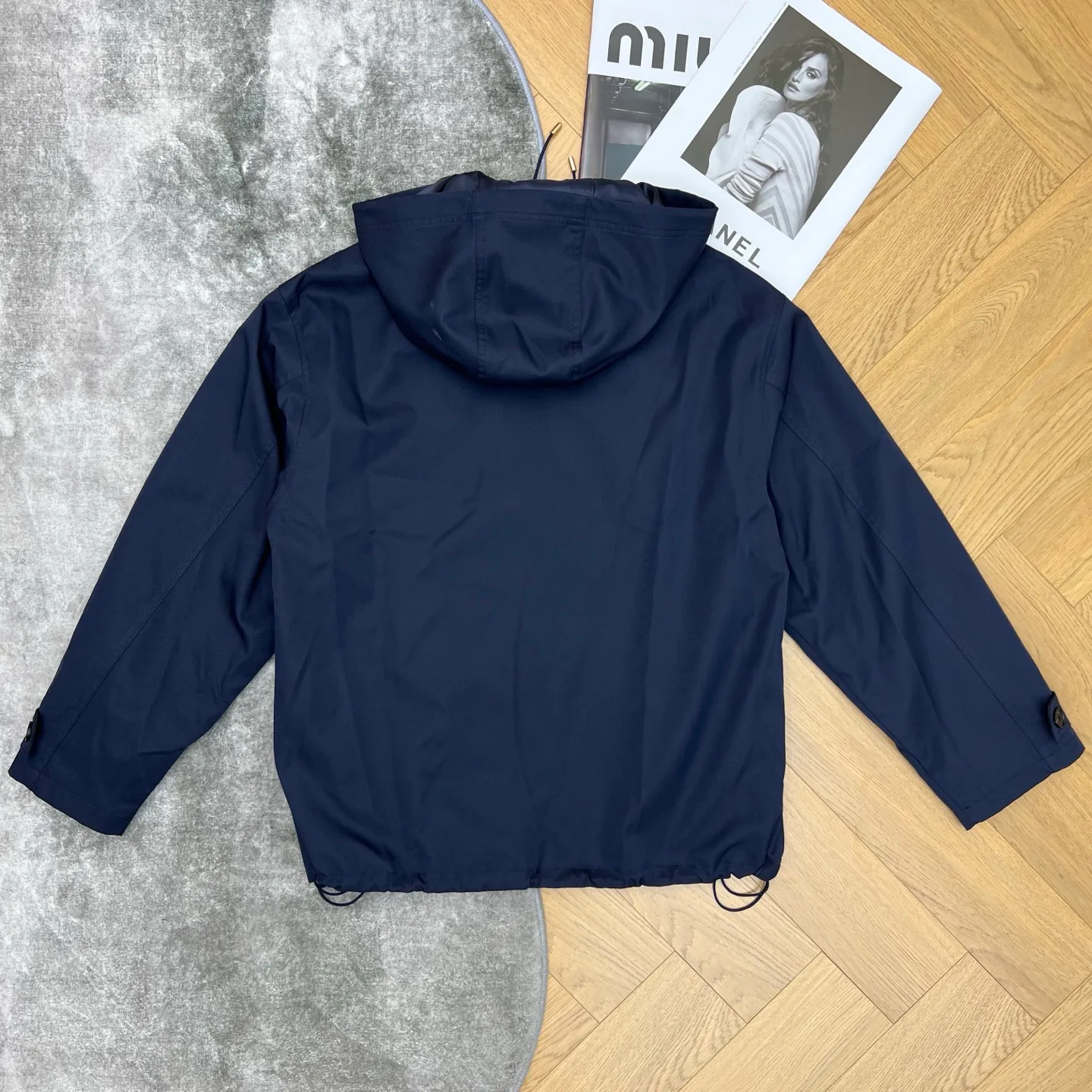 Куртки И Пуховики Женские Christian Dior 12592782