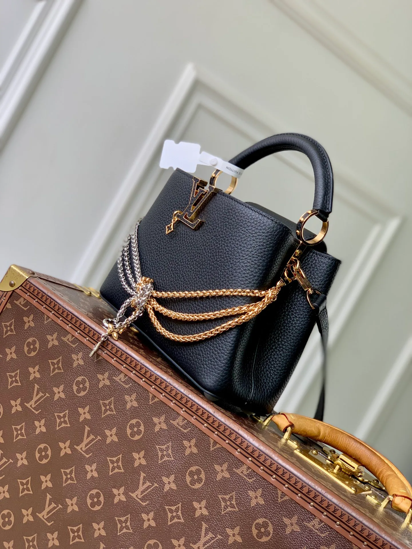 Классические Сумки Женские Louis Vuitton 18147535
