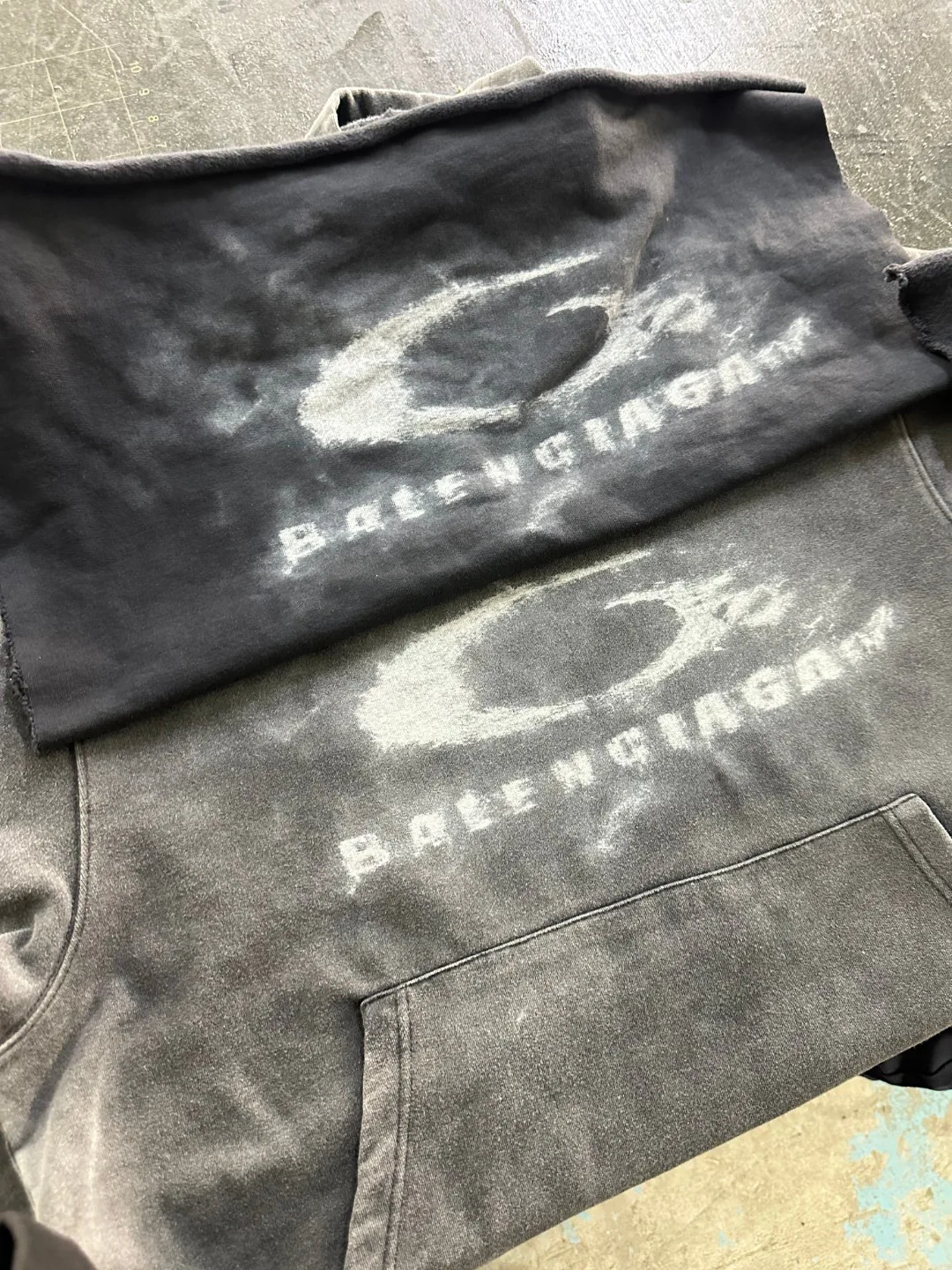 Свитшоты И Худи Мужские Balenciaga 11485606