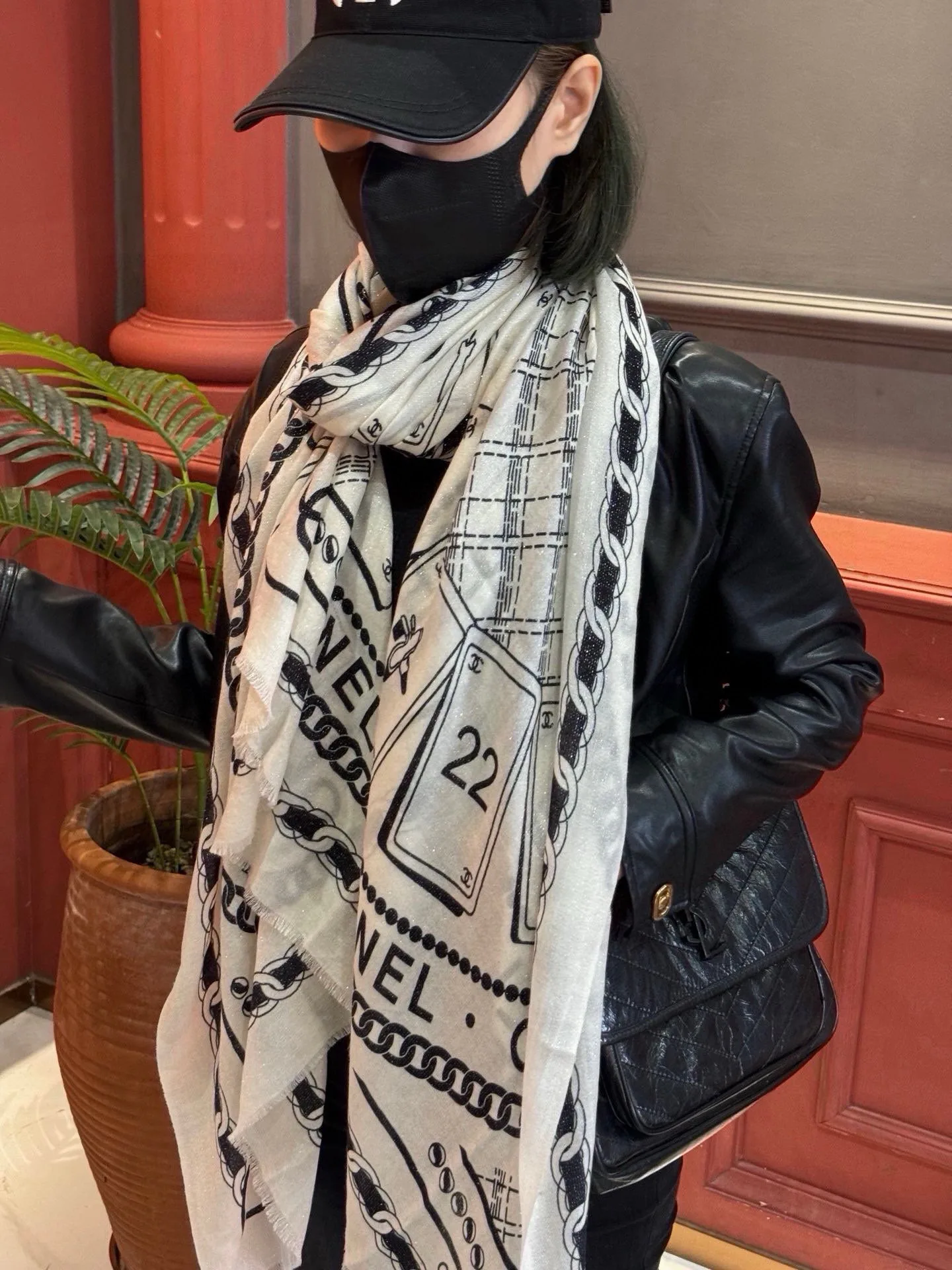 Шарфы Chanel 17673150