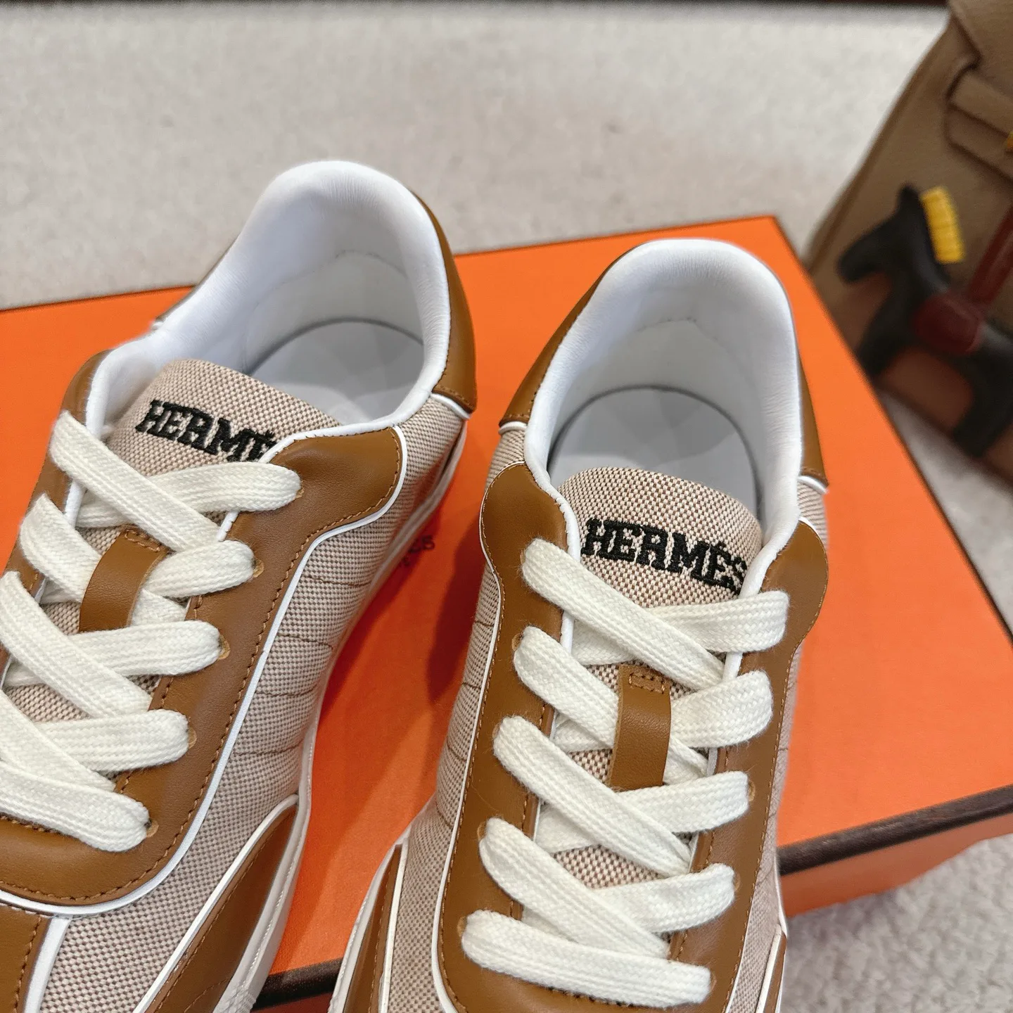 Кроссовки Мужские Hermes 9852679