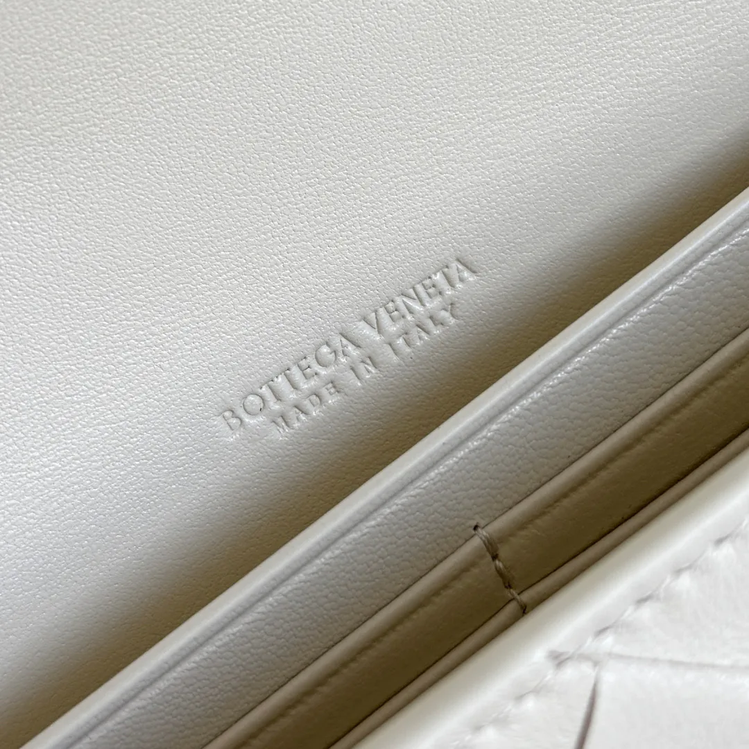 Клатчи Женские Bottega Veneta 11191848