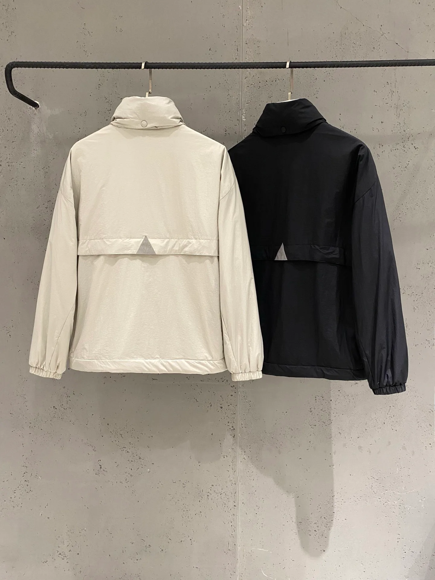 Куртки И Пуховики Мужские Moncler 1266322