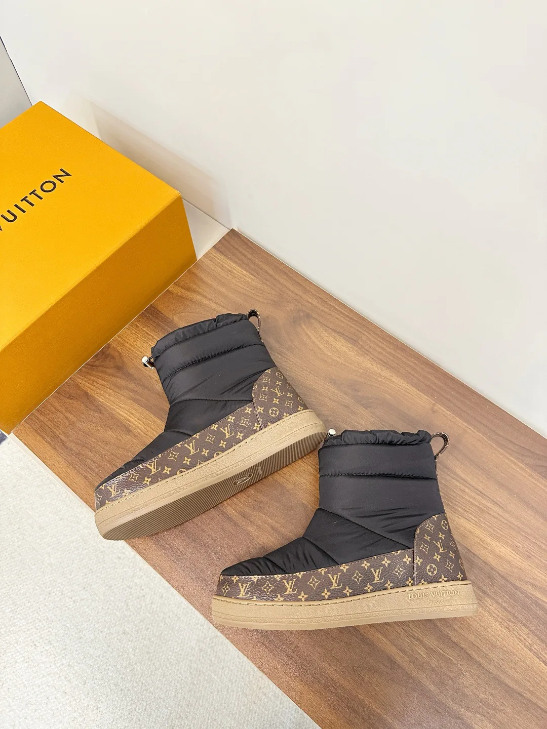 Угги Женские Louis Vuitton 582488