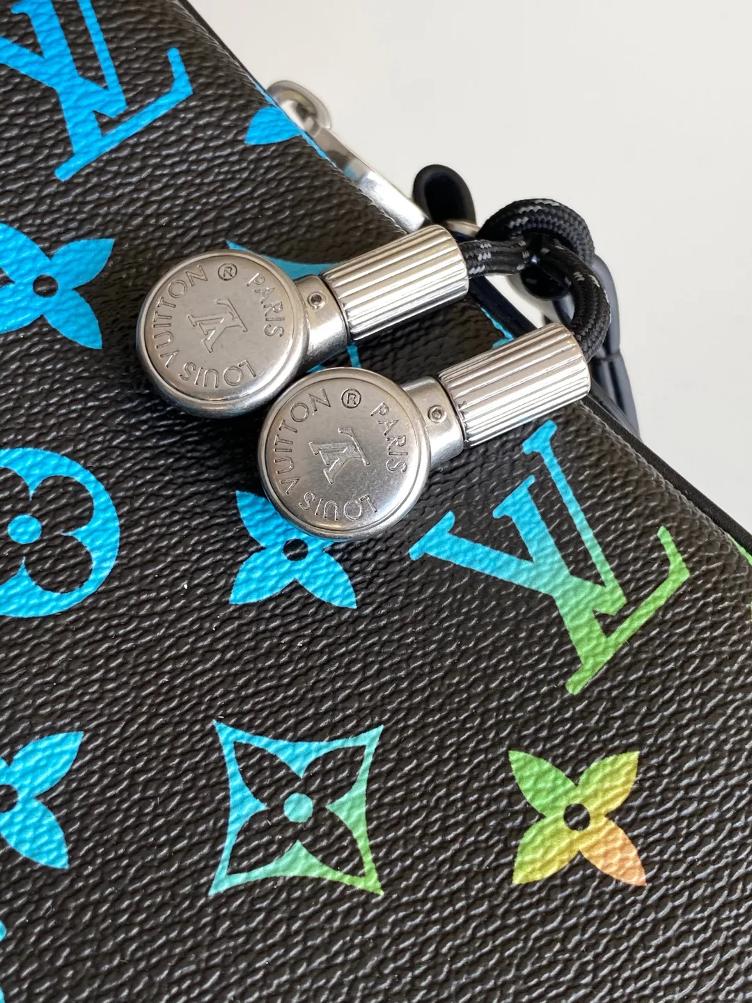 Сумки На Ремне Женские Louis Vuitton 11185389