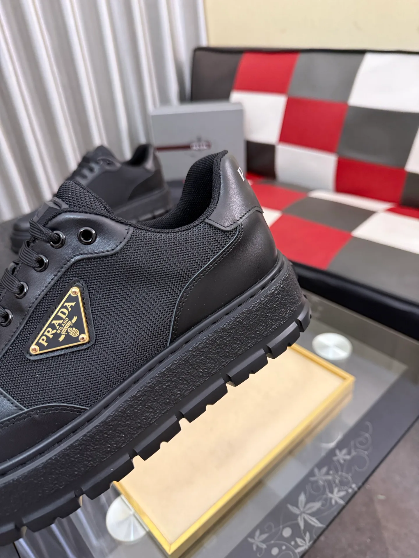 Кроссовки Женские Prada 18417415