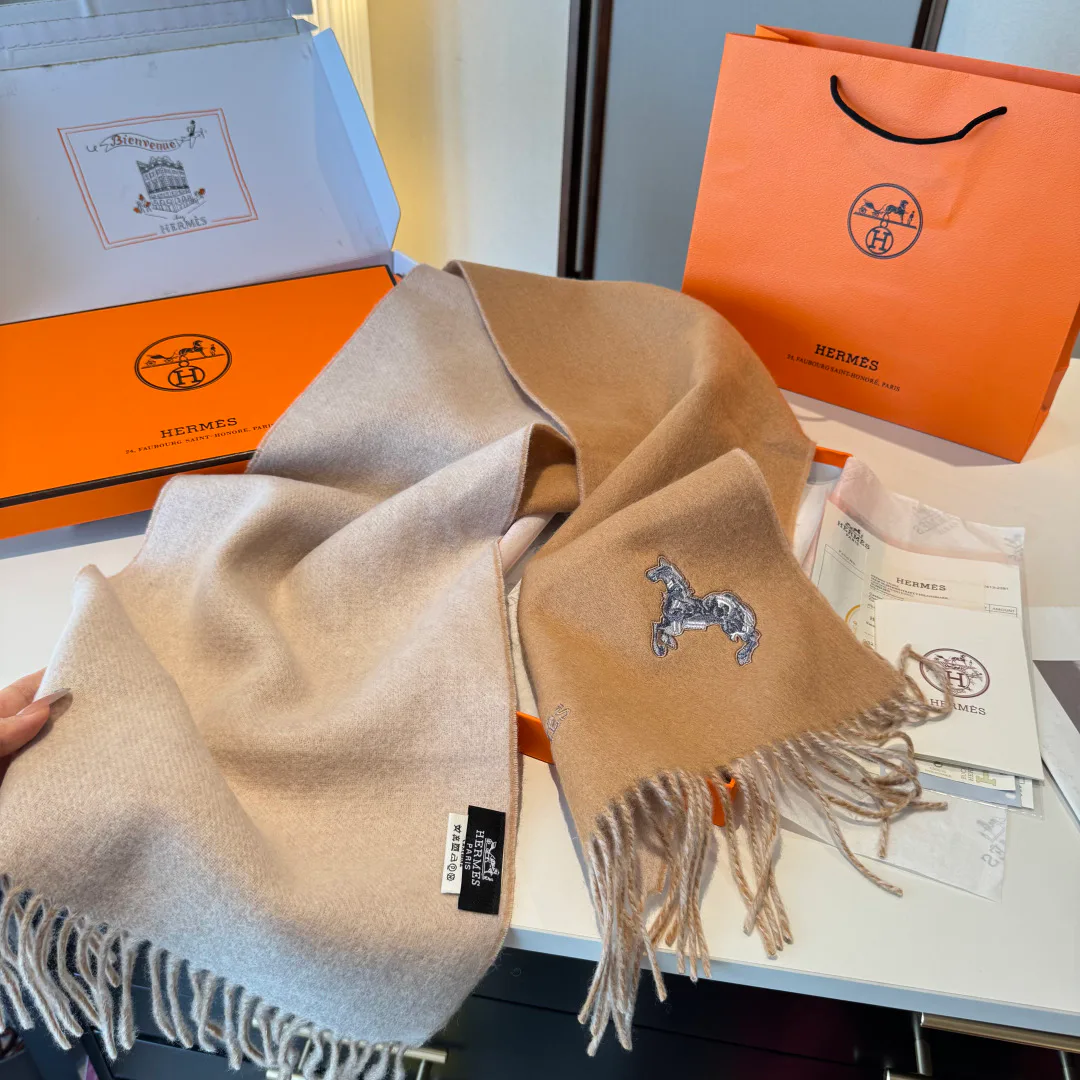 Шарфы Hermes 1973737